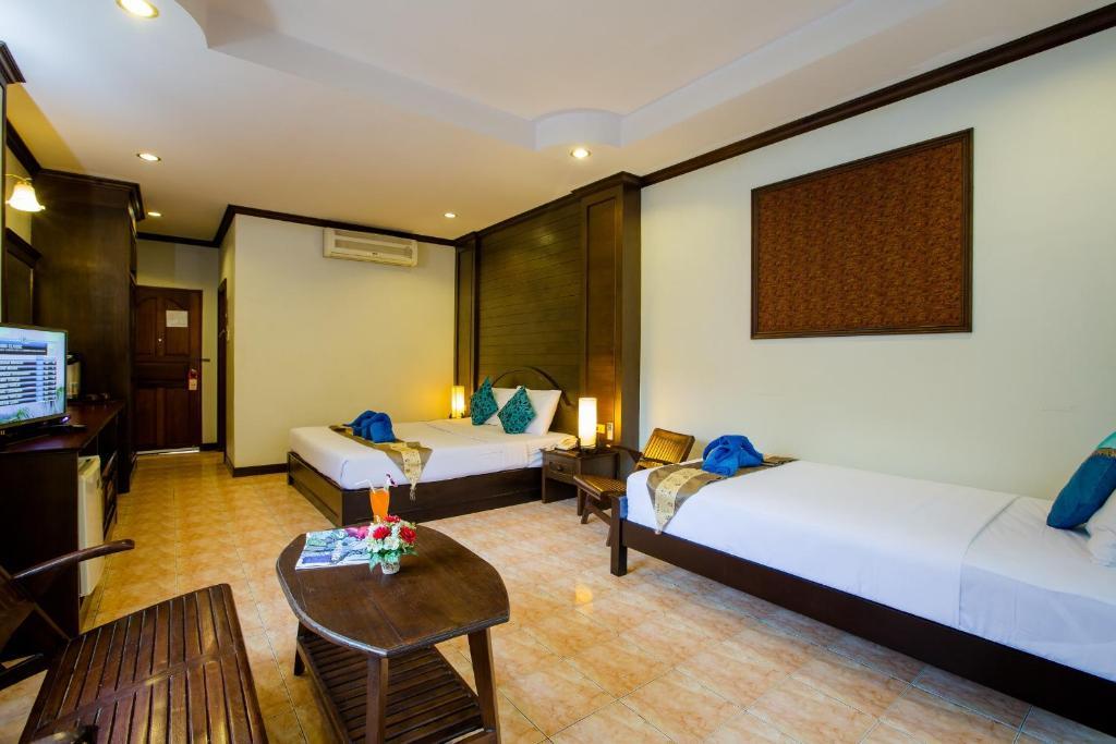 Baan Veerakit Hotel Patong Номер фото