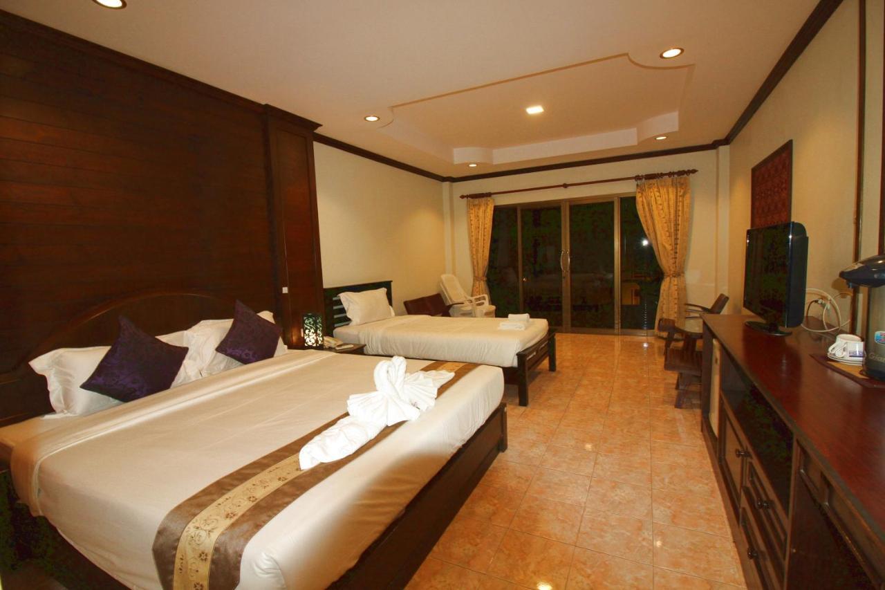 Baan Veerakit Hotel Patong Екстер'єр фото