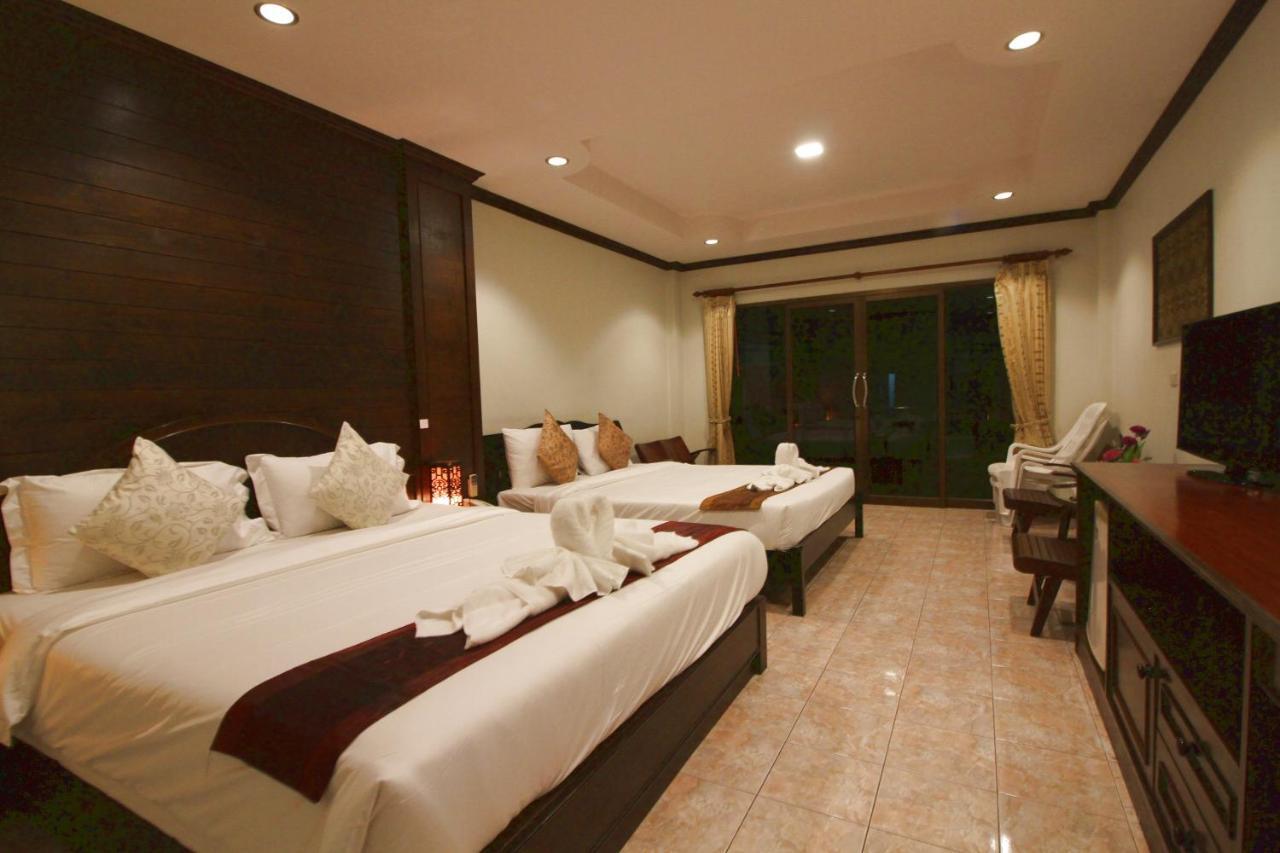 Baan Veerakit Hotel Patong Екстер'єр фото