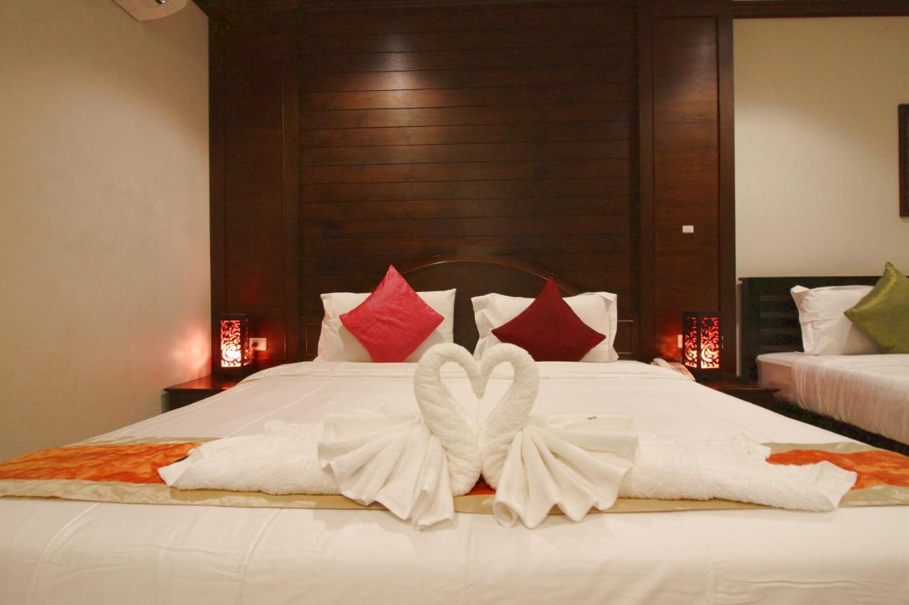 Baan Veerakit Hotel Patong Екстер'єр фото